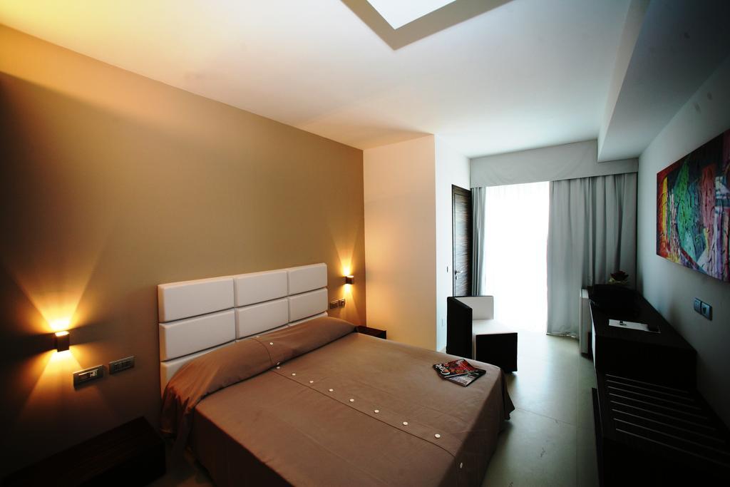 Double Room,125290533:JPEG